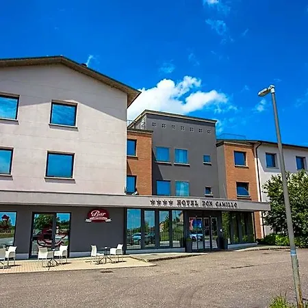 Otel Don Camillo